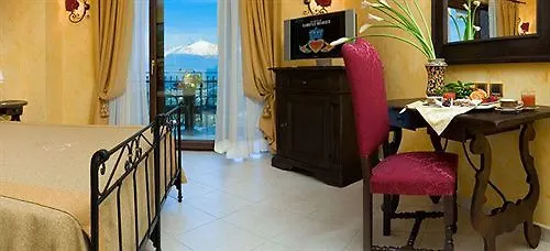 Villa Angela Taormina 4*,  Italy