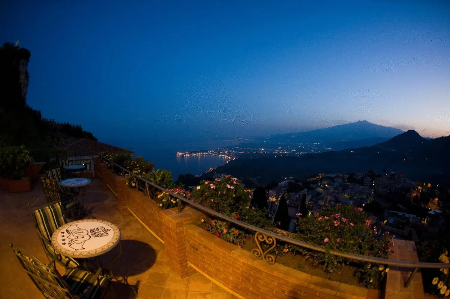 Villa Angela Taormina 4*,