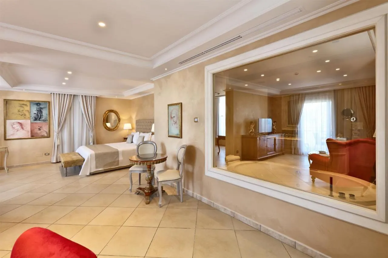 Villa Angela Taormina 4*,